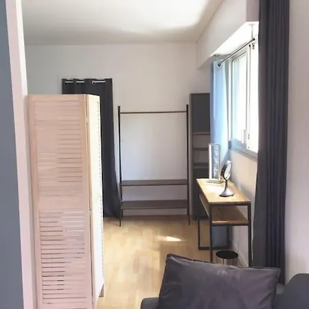 : T2 Tres Proche Au Calme Lägenhet