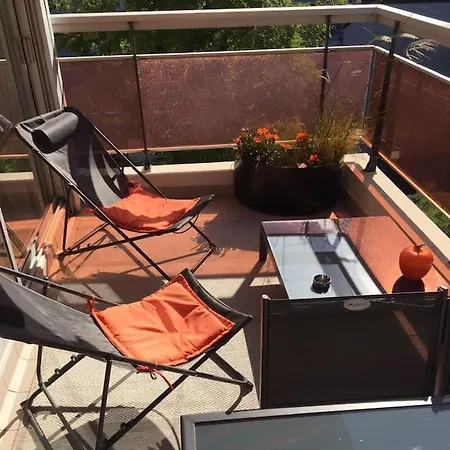 Apartament : T2 Tres Proche Au Calme