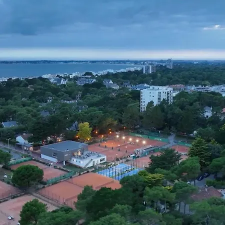 Διαμέρισμα : T2 Tres Proche Au Calme *